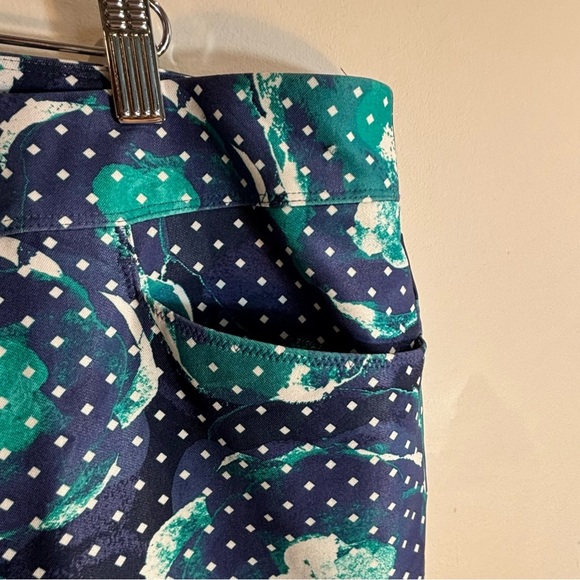 ADIDAS Golf Sz XL Floral Polka Dot Pull on Capri Pants in Blue and Green NEW - Picture 5 of 13